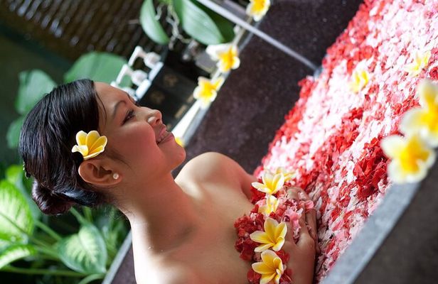 Bali Luxury Spa Balinese Massage,Scrub & Flowerbath 2 Hour