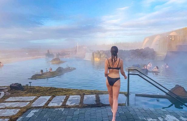 3-Day Iceland Small-Group Wellness Tour: Lagoons Geysir & Volcano