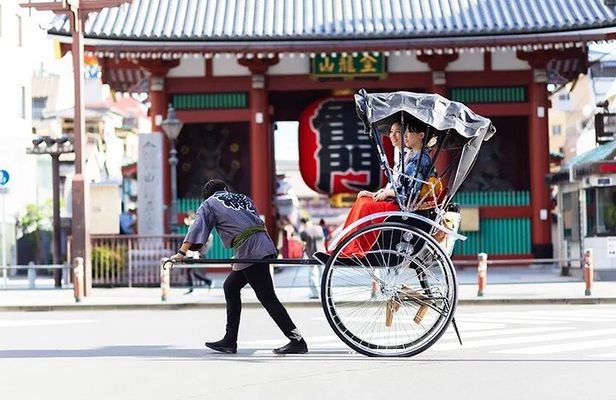 Experience Asakusa with Rickshaw Guide