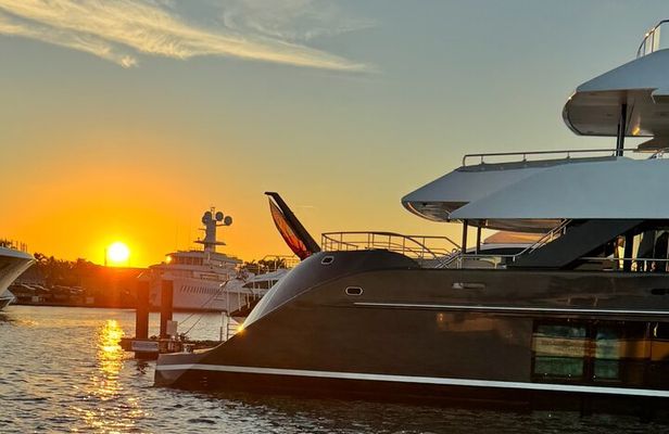 Craft Beer and Wine Sunset Cruise in Palm Beach