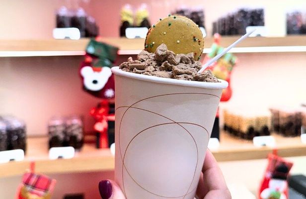 Hot Cocoa Crawl (5 tastings) in NYC