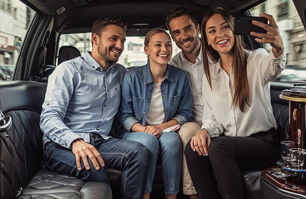 Top Rated Private New York Highlights Tour by Stretch Limousine
