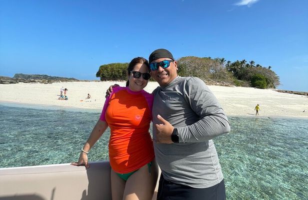 Full day in the Pearl Archipelago