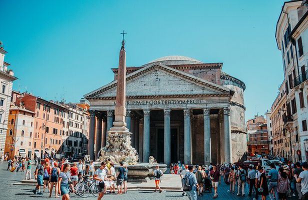 3 hour Rome Highlights and Hidden Corners Walking Tour