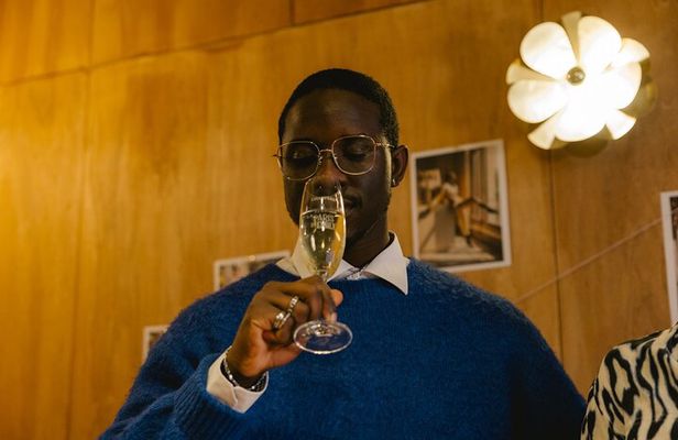 Official Emily in Paris Apèro Workshop Wine, Cheese & Butter