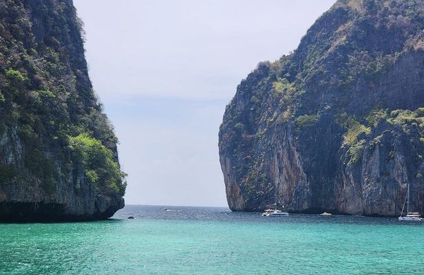 Phi Phi Island, Khai Island and Maya Bay Tour Phuket By SpeedBoat