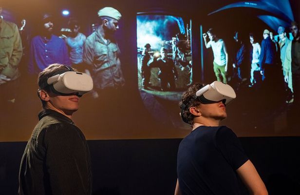 Amersfoort by Bike Stories of World War Two