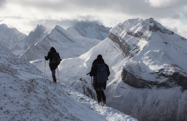 Transformative Winter Experiences in the Canadian Rockies