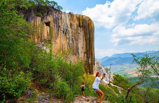 Mezcal, Boil Water & Mitla Full-Day Tour with Certified Guide