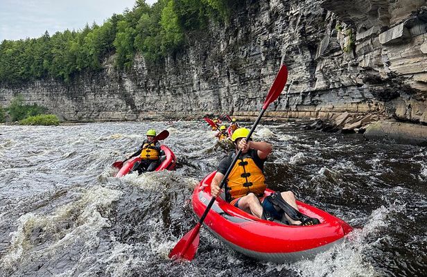 Quebec: Guided Rafting and Inflatable Kayaking – Family Activity
