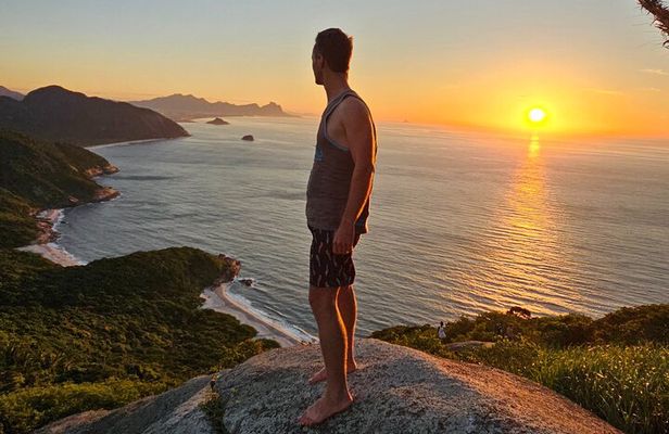 Sunrise Hike to Telegraph Stone with Beach Visit