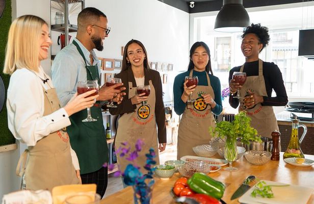 Madrid: Paella & Sangria Classes- Seafood, Chicken & Vegan option