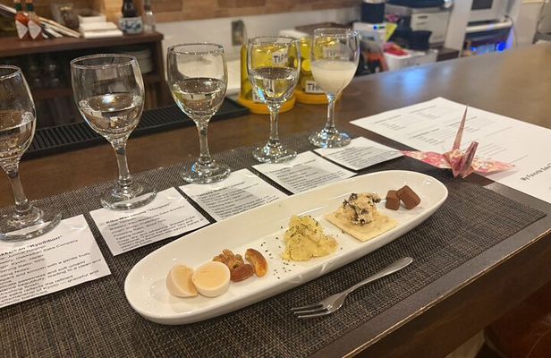 Kyoto Sake tasting & Food pairing experience with Local expert