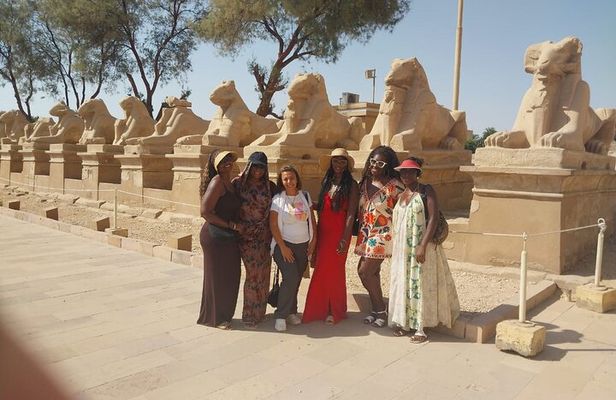 Luxor in a Day Full Private Tour of the East and West Banks