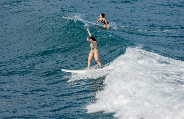 Salty Afro Surf Class Puerto Viejo, Costa Rica