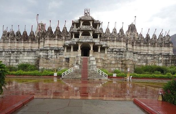 Jain Temple Full Day Tour from Jodhpur to Udaipur