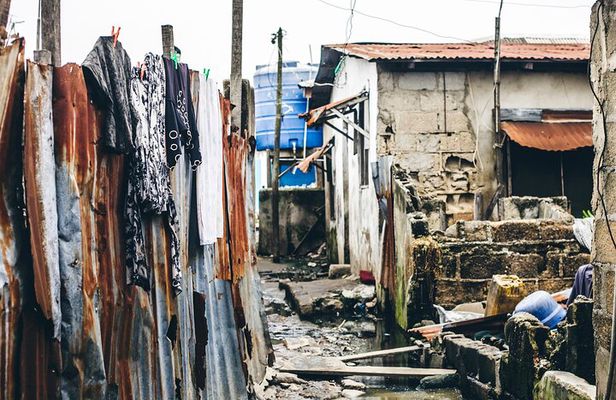 Life in Manila Slums and Local Insights Tour