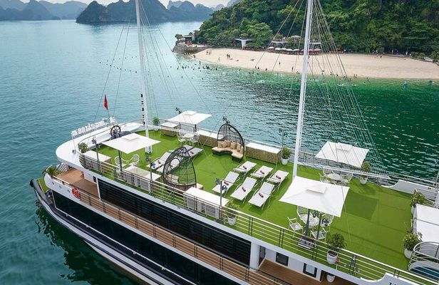 Halong Bay Luxury Day Trip with Hercules Cruise From Harbor