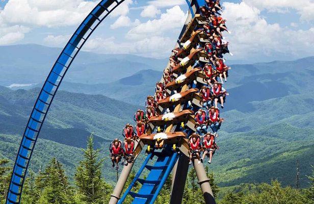 Dollywood Day Trip from Nashville