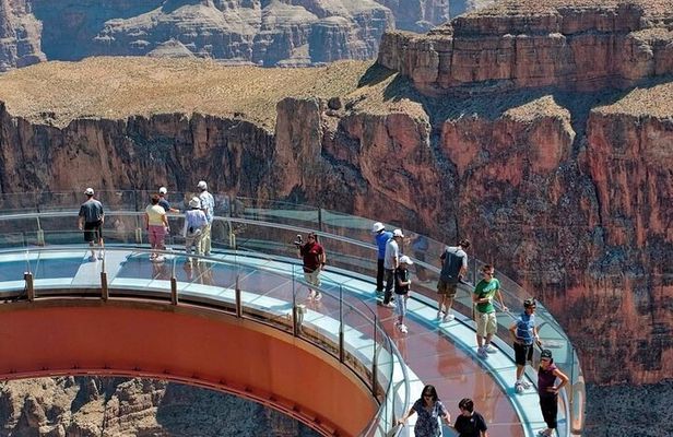 Grand Canyon West, Hoover Dam Stop and Optional Lunch and Skywalk