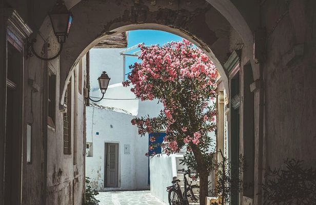Paroikia Town Highlights Walking Tour