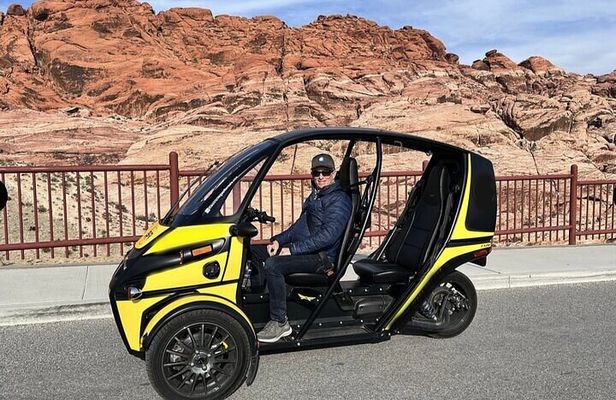 Red Rock Canyon Scenic Adventure! ~~ Fun, Self-Drive Rental