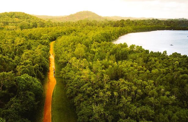 The Paddy and Lake Trail