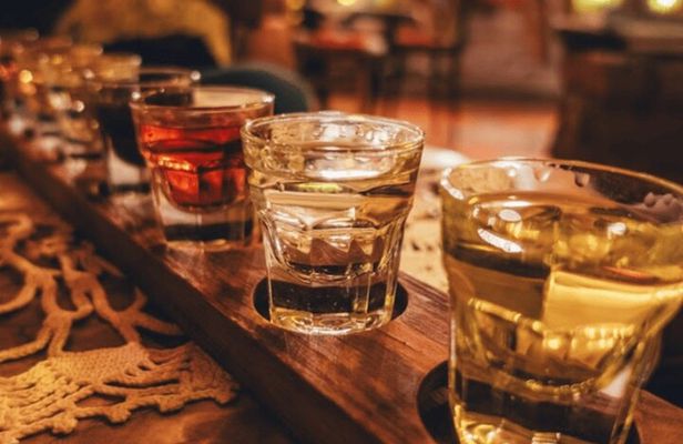 Raki Tasting and Meze Pairing with Sommelier in Gjirokastra