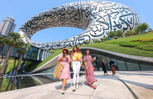 Dubai Private City Tour with Burj Khalifa At The Top Tickets