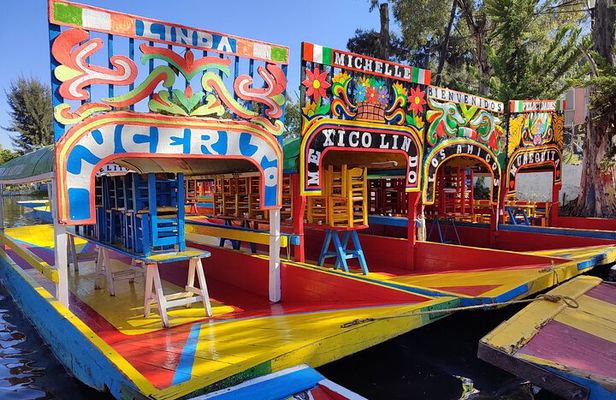 Frida Kahlo New Museum Casa Kahlo, Coyoacán and Xochimilco Canals