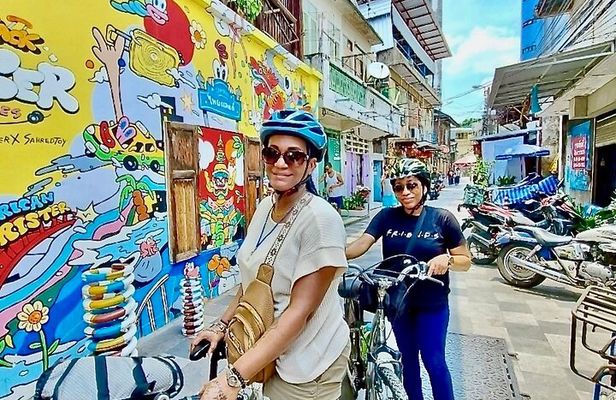 Bangkok Bike Tour: Chinatown, Flower Market & Turtle Feeding