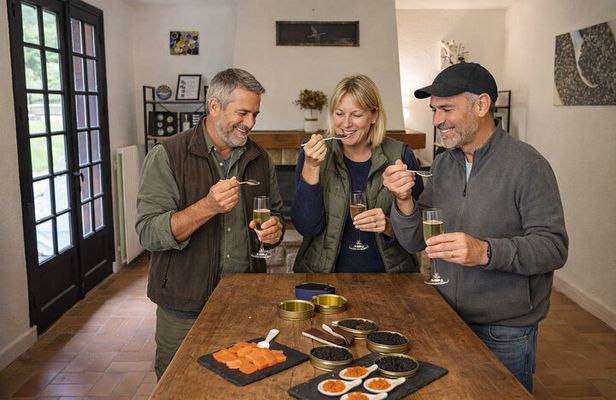 Sarlat : Caviar Farm Tour with Tastings and Pickup by Exploreo24
