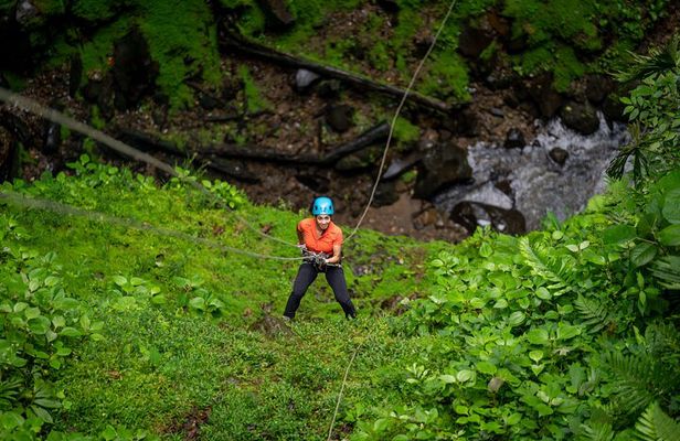 Zipline, Rappel and Horseback Riding Adventure Tour in La Fortuna