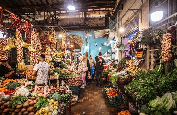 Souk Secrets Food Tour with 15+ Tastings