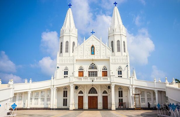 Private Velankanni Day Trip from Pondicherry with Guide and Lunch