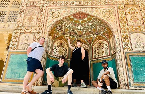 Private Day Trip to Jaipur from Delhi via Expressway