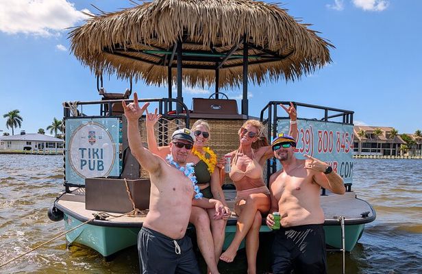 Fort Myers: Tiki Pub VIP Private Tropical Sandbar Getaway Cruise