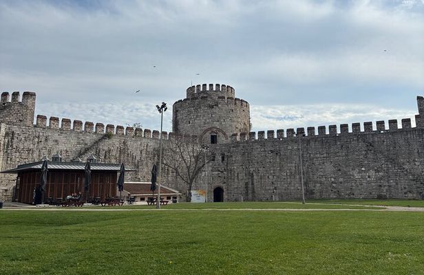Walls of Theodosian and Gates of Constantinople Tour