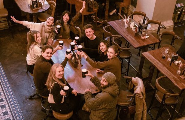 London Private Taverns Tour with Historic Pubs