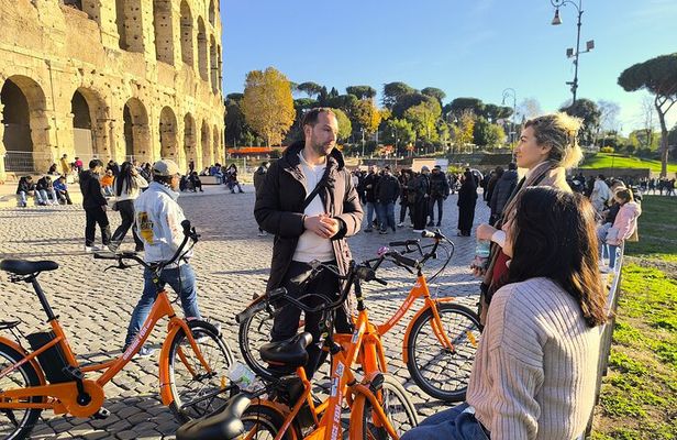 Bike/E-bike Tour of Rome and Vatican