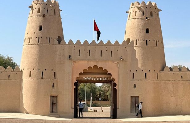 Al Ain Tour with Oasis, Forts, Mountain & more from Abu Dhabi