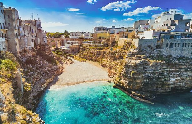 Bari Guided Shore Excursion: Matera, Alberobello & Polignano