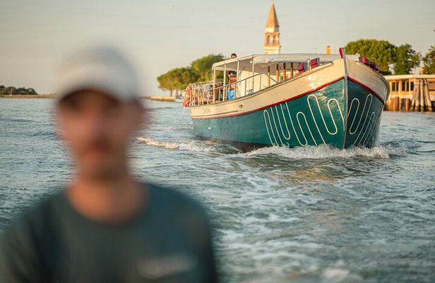 Murano & Burano: Venice Lagoon Cruise on a Traditional Boat