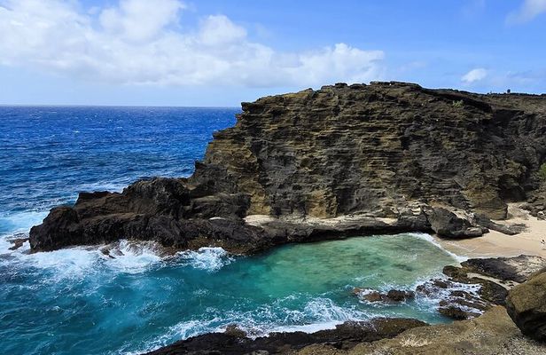 Private Custom Oahu Island Tour (Groups up to 10 passengers)
