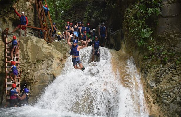 Shore Excursion: Damajagua Waterfalls & Monkeys Encounter