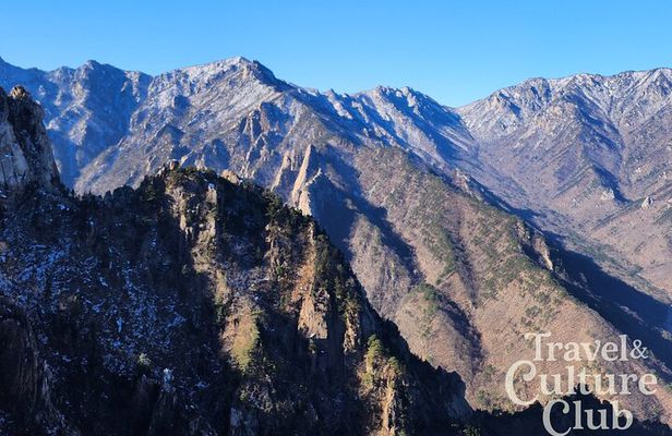 Mt Seorak and Naksansa Temple One Day Private Tour from Seoul