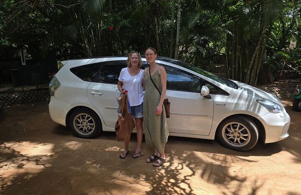 Colombo City Sightseeing Tour by Car