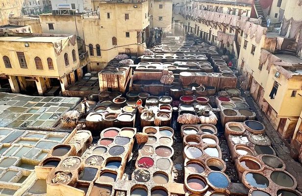 Fes Experience handcraft leather or bronz or peintre on wood