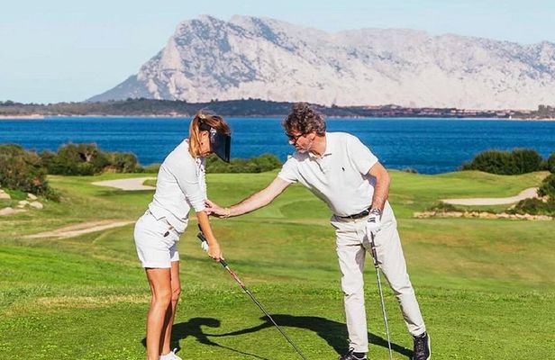 Beginner Golf Lesson in Costa Smeralda with Pro Coach in Sardinia