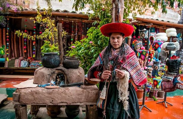 Andean Explorer with Sacred Valley and Rainbow Mountain – 9 Days